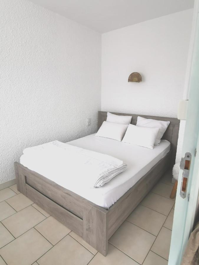 Plage Des Chalets Appartement T2+Terrasse Gruissan Bagian luar foto